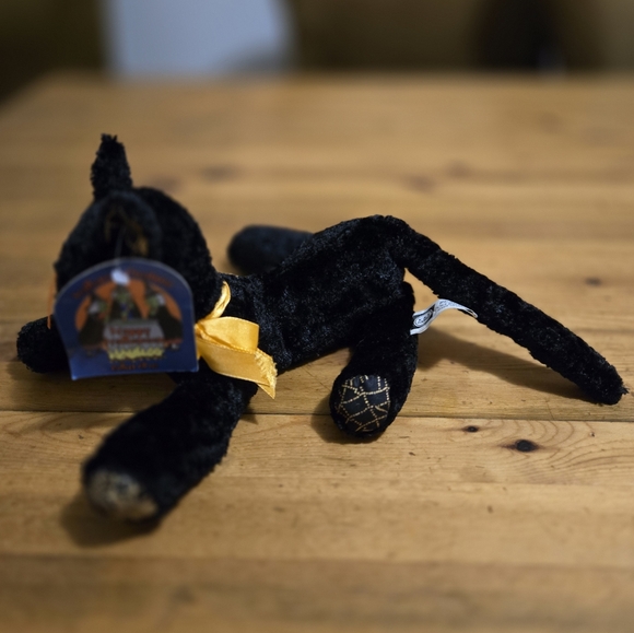 Halloween Stuffed Weighted Cat 12" Head To Tail Velvert Material BNWT - Picture 2 of 4